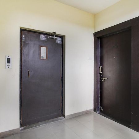 OYO 76128 Hotel Star Inn Pune Exterior foto